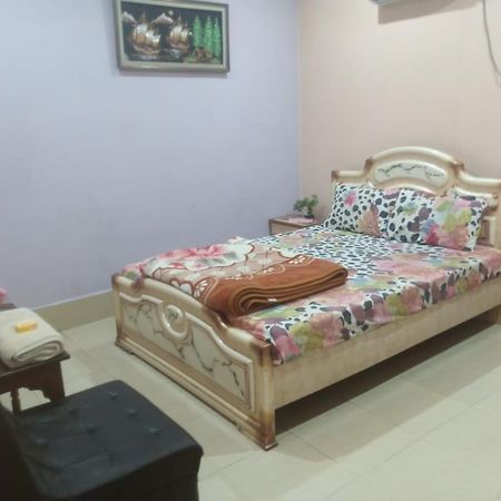 Palm Valley Hotel Sukkur Zewnętrze zdjęcie